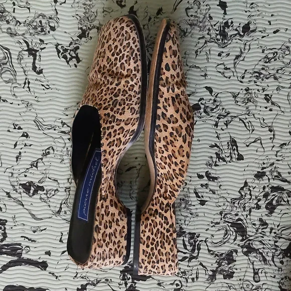 Vintage suede cheetah print mules - Picture 6 of 9